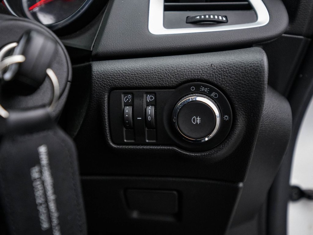 Used Vauxhall Astra 2015 for sale - 76768422: Photo 19