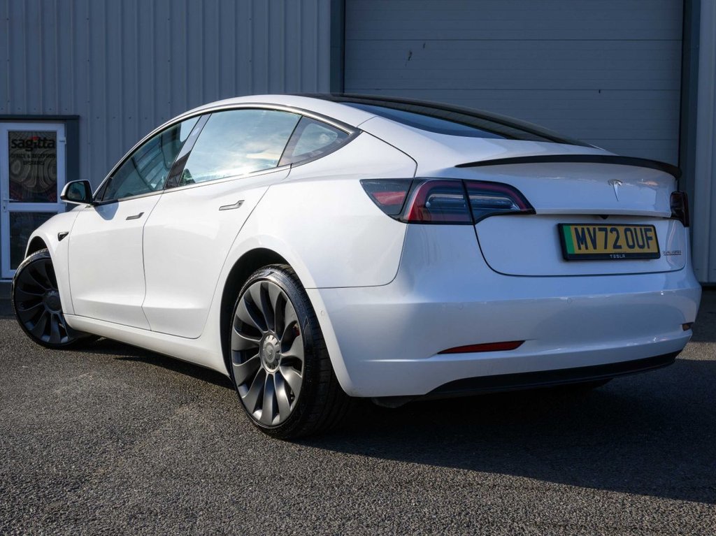 Used Tesla Model 3 2022 for sale - 76105875: Photo 2