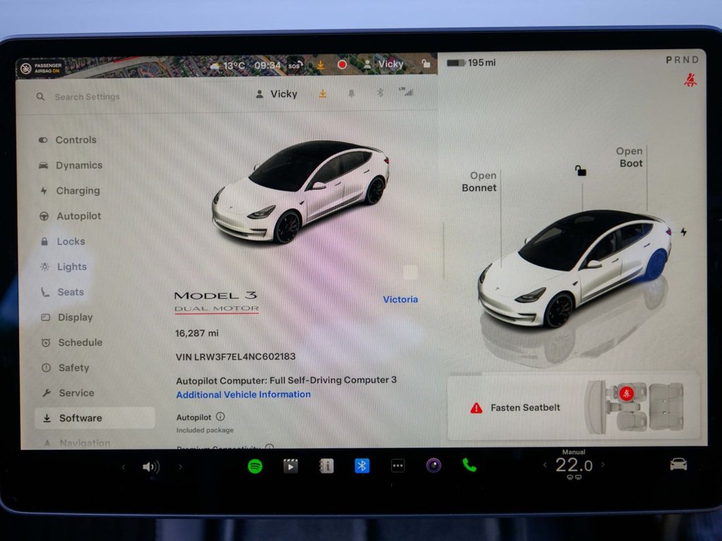 Used Tesla Model 3 2022 for sale - 76105875: Photo 32