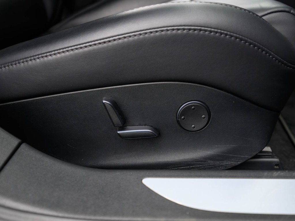 Used Tesla Model S 2019 for sale - 76593459: Photo 21