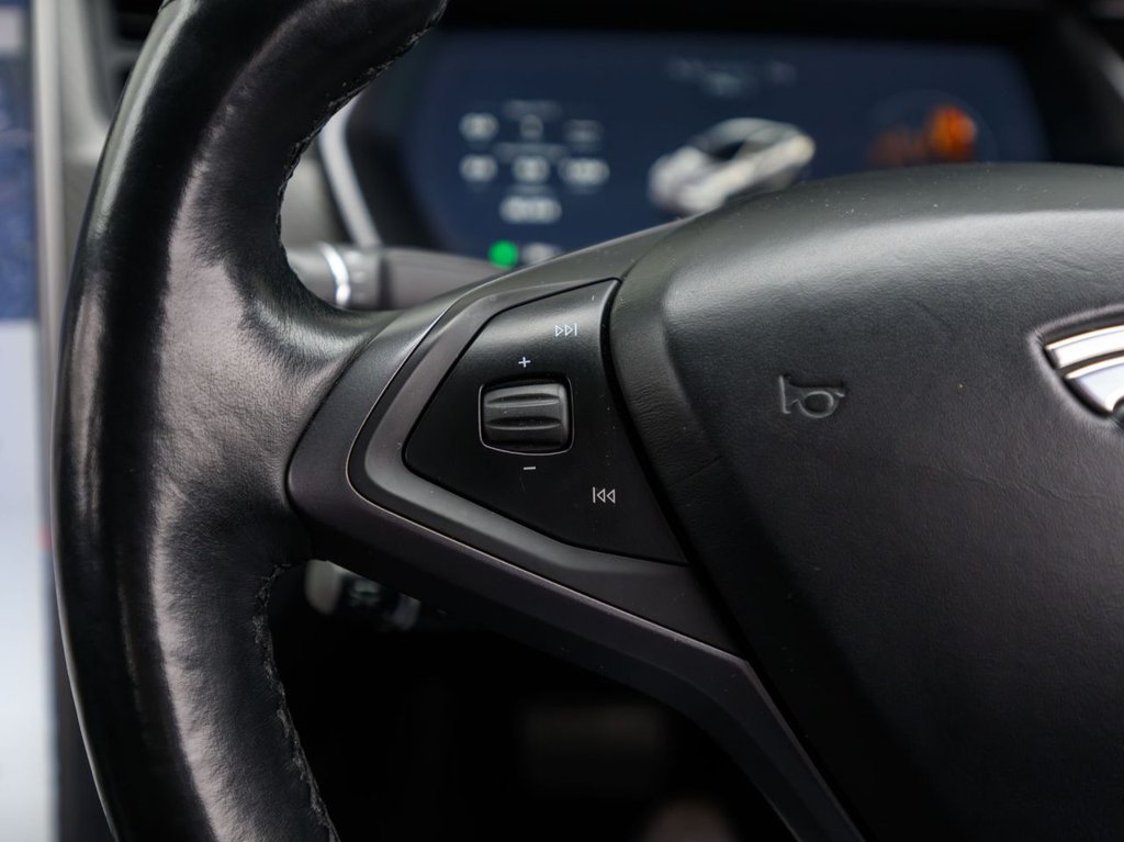 Used Tesla Model S 2019 for sale - 76593459: Photo 26