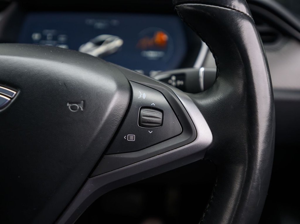 Used Tesla Model S 2019 for sale - 76593459: Photo 27