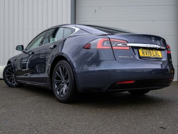 Used Tesla Model S 2019 for sale - 76593459: Photo