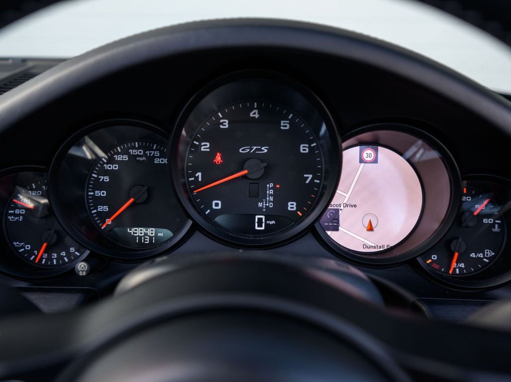 Used Porsche 911 2017 for sale - 78153940: Photo 32