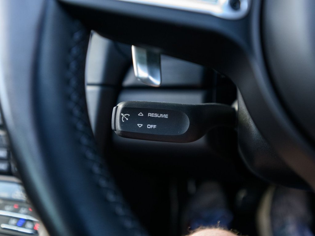 Used Porsche 911 2017 for sale - 78153940: Photo 35