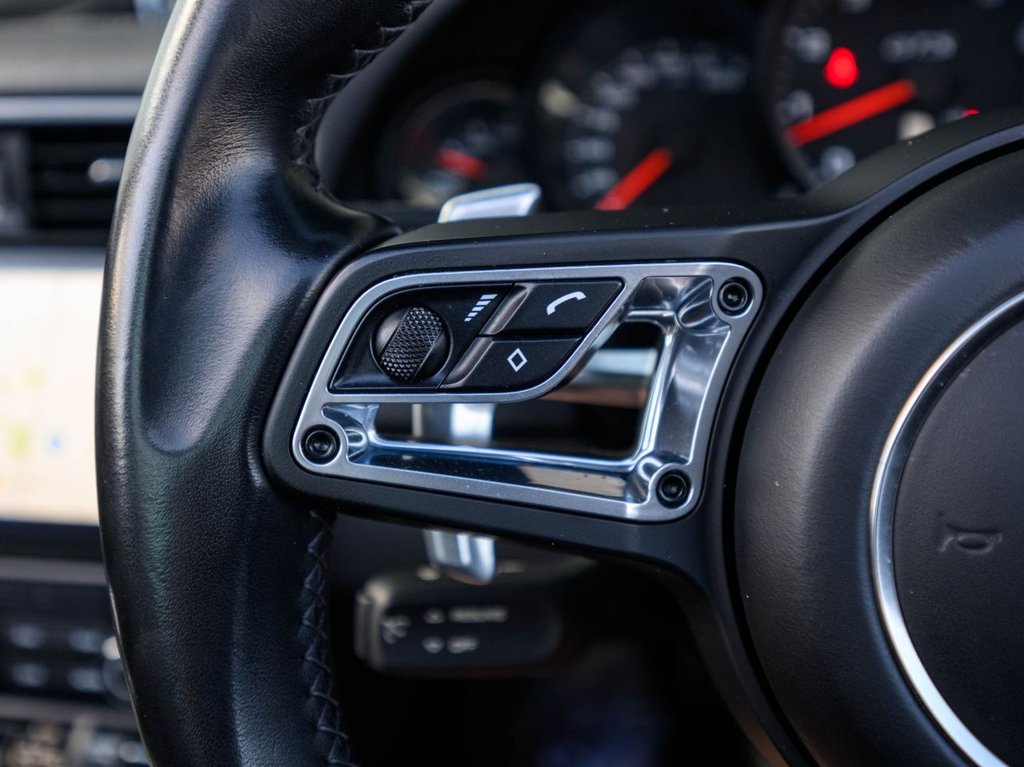 Used Porsche 911 2017 for sale - 78153940: Photo 37