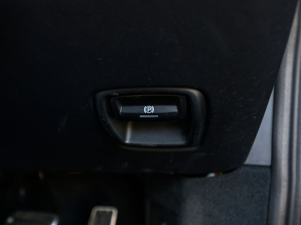 Used Porsche 911 2017 for sale - 78153940: Photo 42