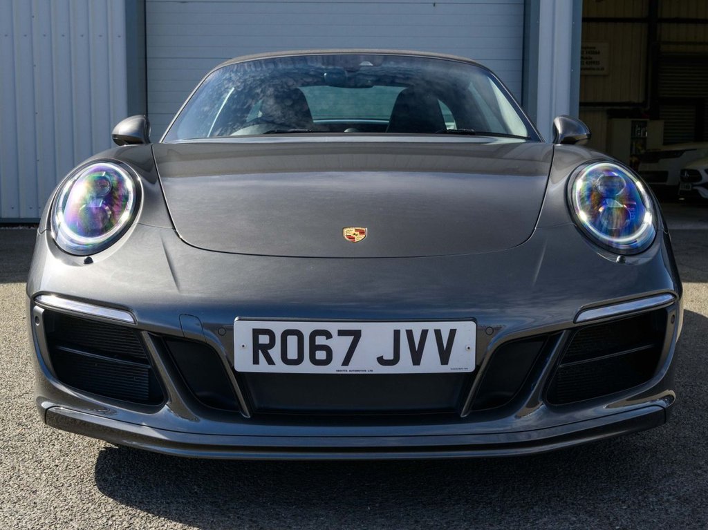 Used Porsche 911 2017 for sale - 78153940: Photo 6