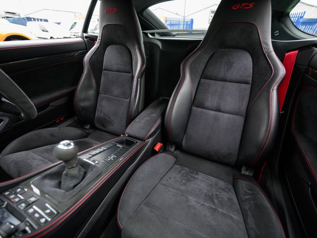 Used Porsche 718 Cayman 2021 for sale - 76105865: Photo 32