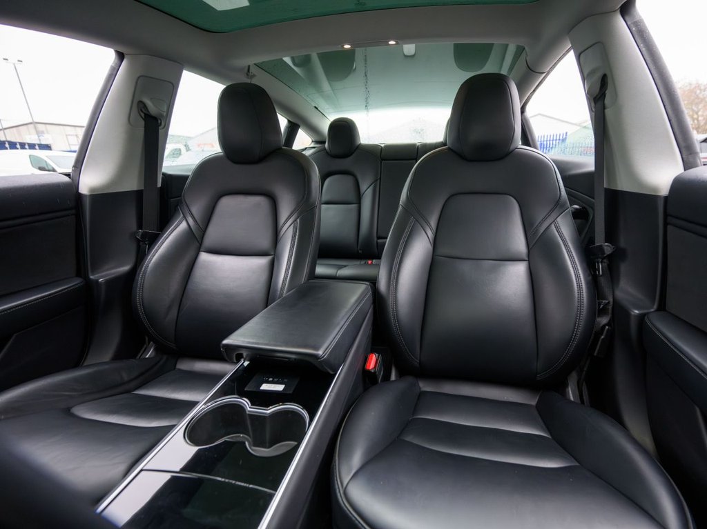 Used Tesla Model 3 2019 for sale - 76590777: Photo 17