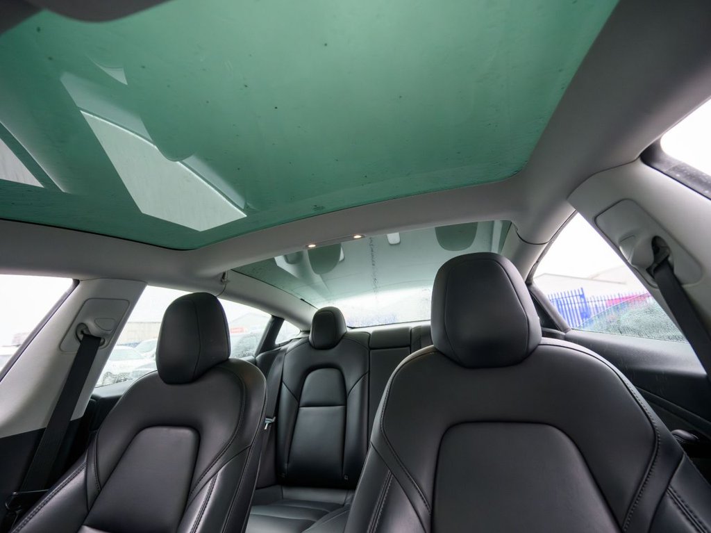 Used Tesla Model 3 2019 for sale - 76590777: Photo 18