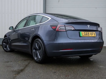 Used Tesla Model 3 2019 for sale - 76590777: Photo