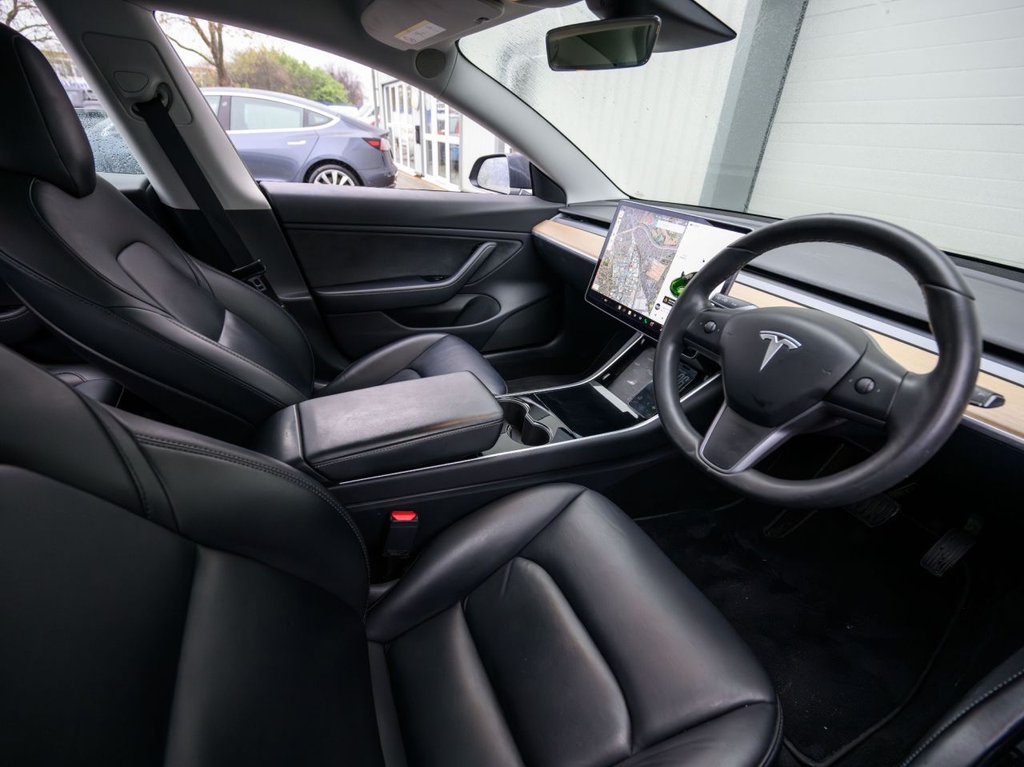 Used Tesla Model 3 2019 for sale - 76590777: Photo 9