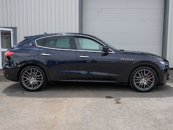 Used Maserati Levante 2017 for sale - 78974683: Photo