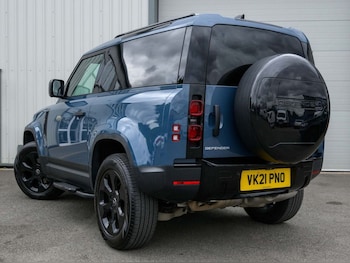 Used Land Rover Defender 2021 for sale - 75753170: Photo