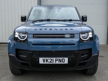 Used Land Rover Defender 2021 for sale - 75753170: Photo
