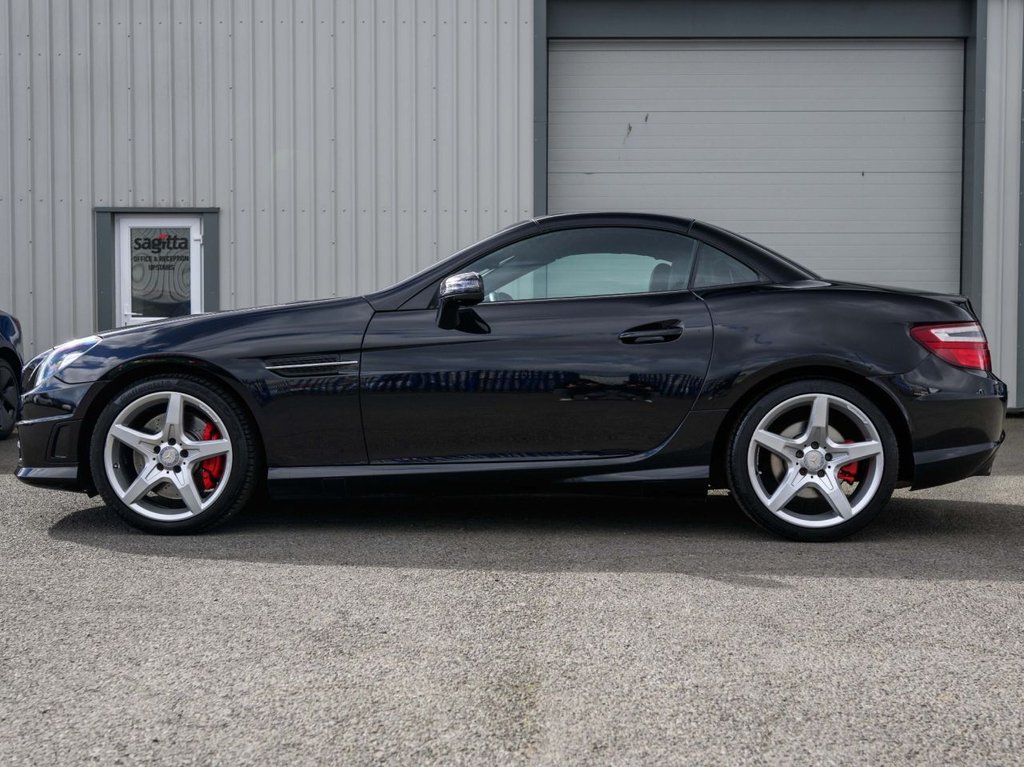 Used Mercedes-Benz SLK 2011 for sale - 78068775: Photo 9