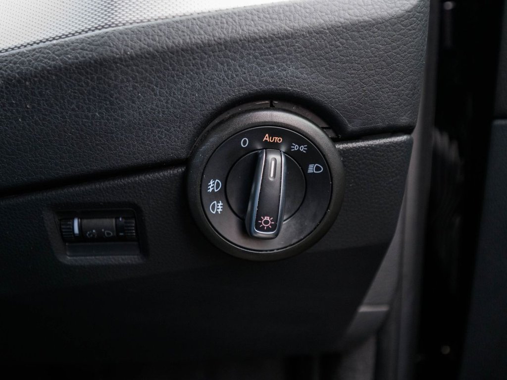 Used Volkswagen Caravelle 2019 for sale - 76535752: Photo 27