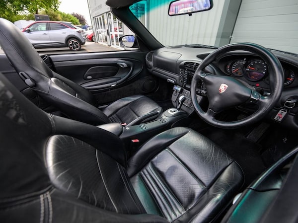 Used Porsche 911 2004 for sale - 75753158: Photo 16