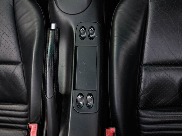 Used Porsche 911 2004 for sale - 75753158: Photo 23