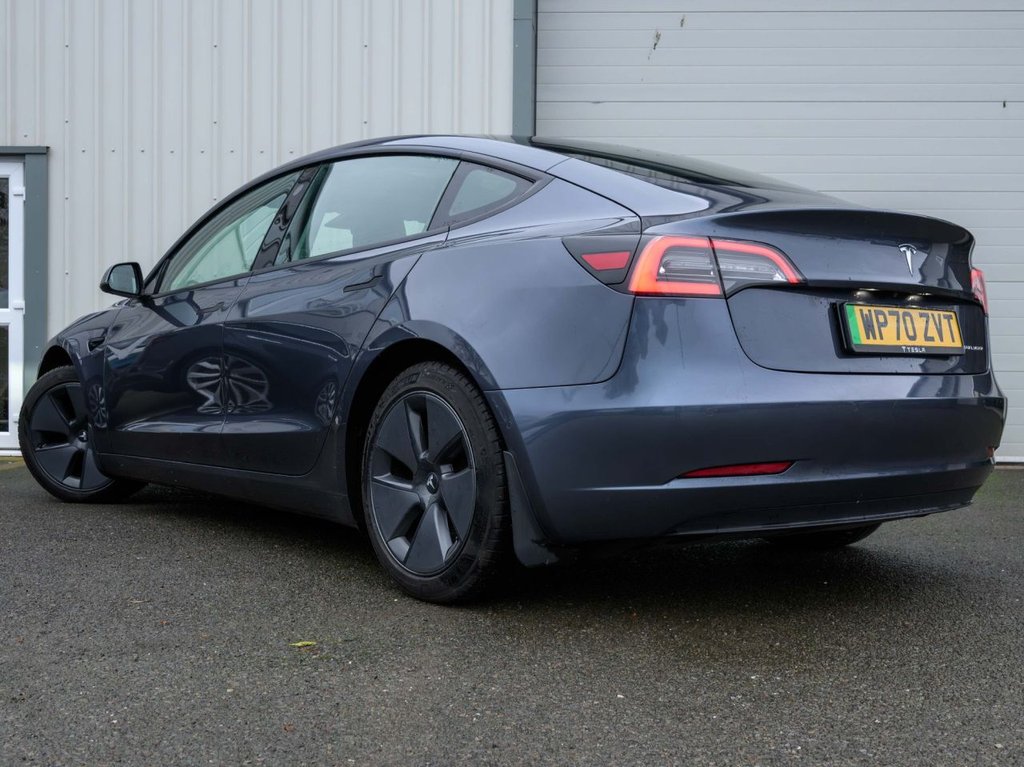 Used Tesla Model 3 2020 for sale - 76900311: Photo 2