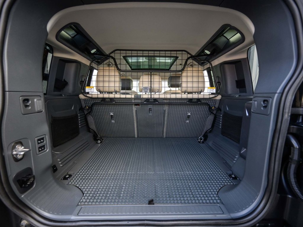 Used Land Rover Defender 2020 for sale - 76535748: Photo 20