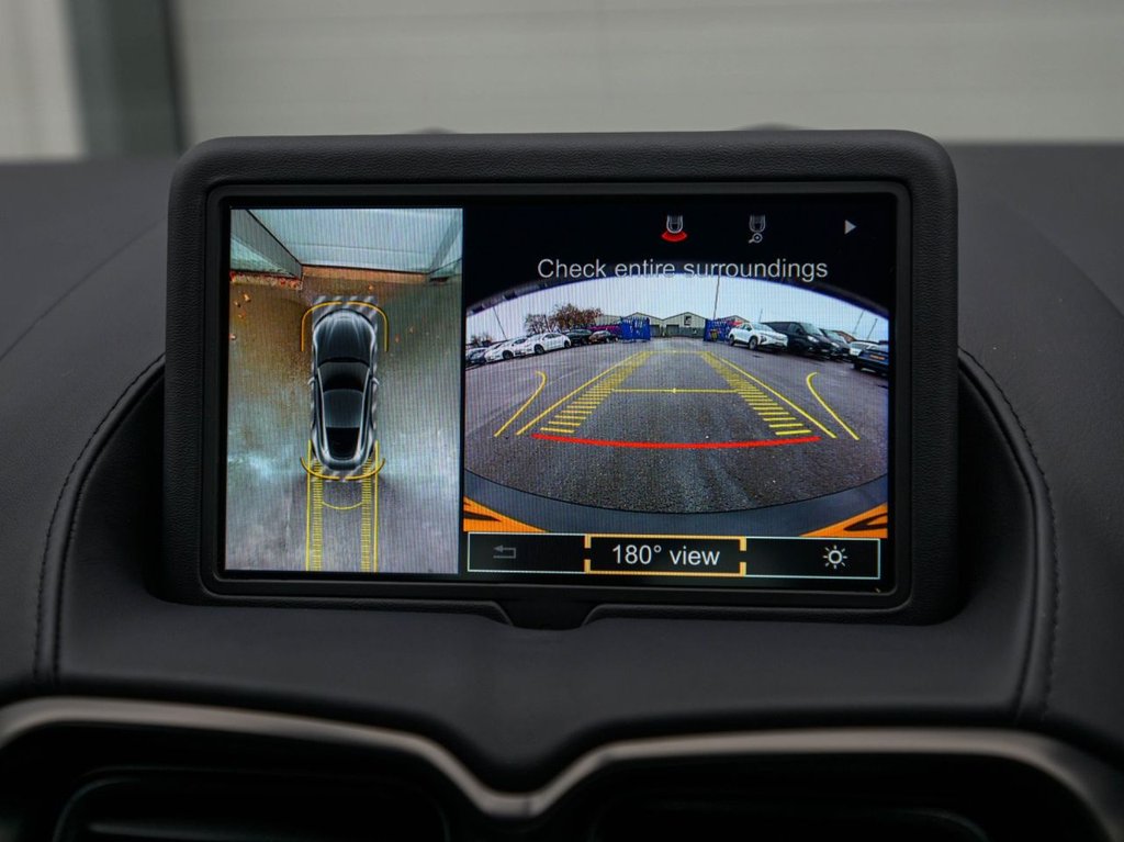 Used Aston Martin Vantage 2023 for sale - 76768345: Photo 16