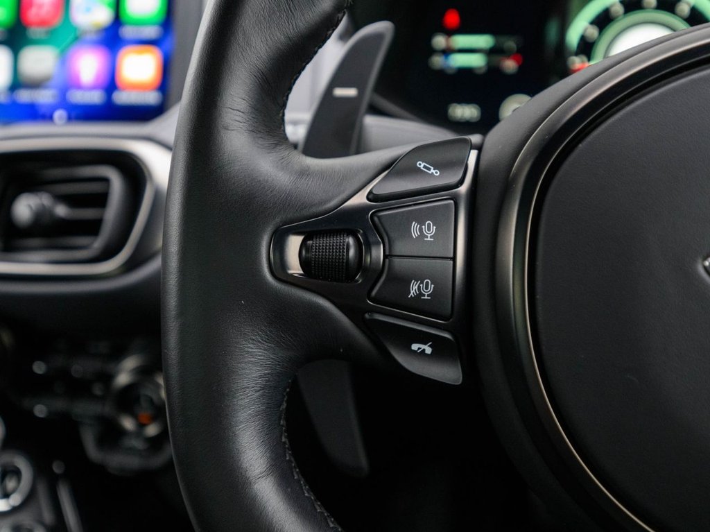 Used Aston Martin Vantage 2023 for sale - 76768345: Photo 17