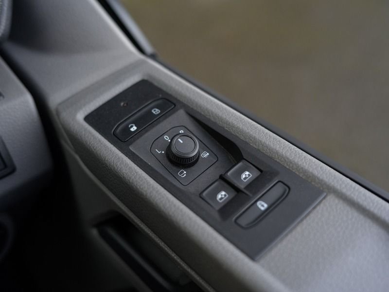 Used Volkswagen Transporter 2020 for sale - 77133115: Photo 22