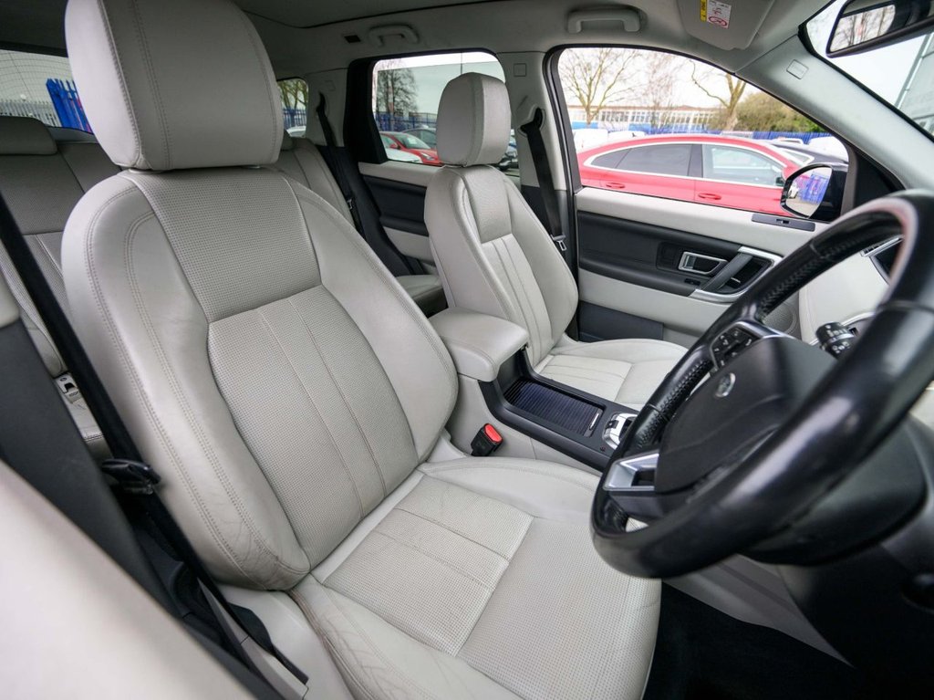 Used Land Rover Discovery Sport 2016 for sale - 77806908: Photo 11