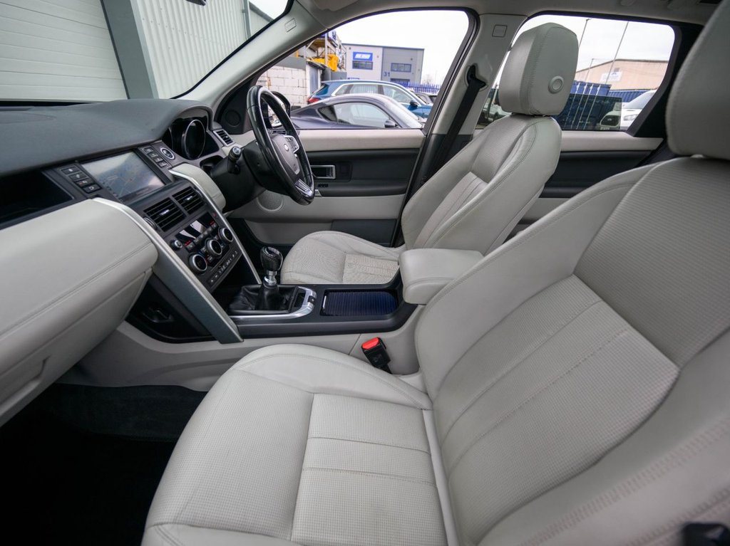 Used Land Rover Discovery Sport 2016 for sale - 77806908: Photo 15