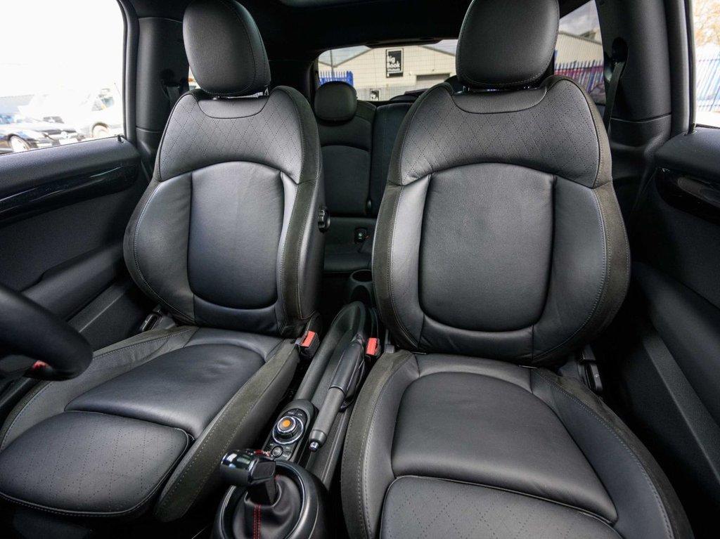 Used MINI Hatch 2018 for sale - 78068517: Photo 18