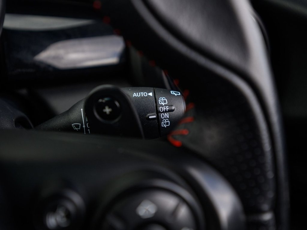 Used MINI Hatch 2018 for sale - 78068517: Photo 30