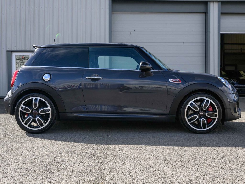 Used MINI Hatch 2018 for sale - 78068517: Photo 5