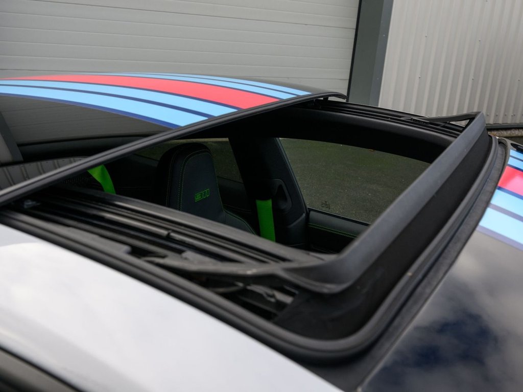 Used Porsche 911 2023 for sale - 76535878: Photo 10