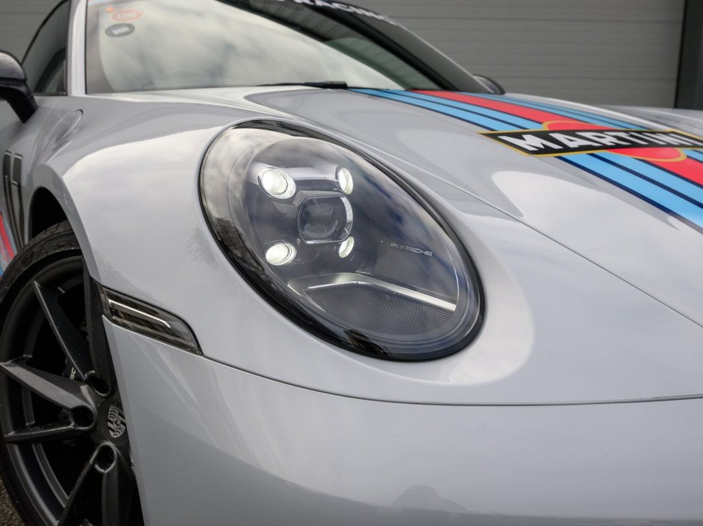 Used Porsche 911 2023 for sale - 76535878: Photo 13