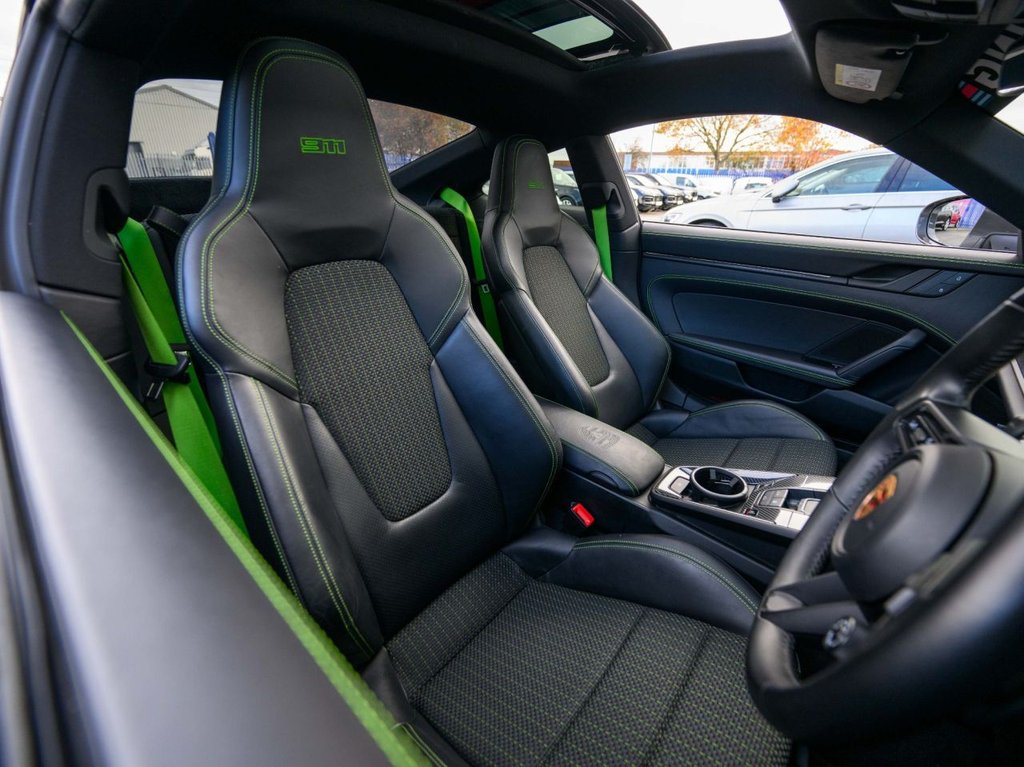 Used Porsche 911 2023 for sale - 76535878: Photo 17