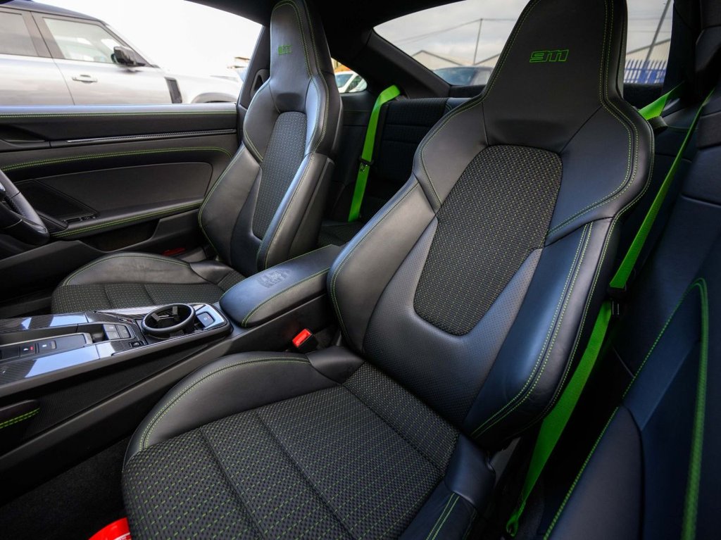 Used Porsche 911 2023 for sale - 76535878: Photo 19