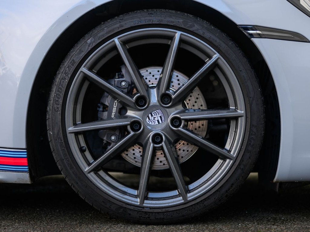 Used Porsche 911 2023 for sale - 76535878: Photo 28