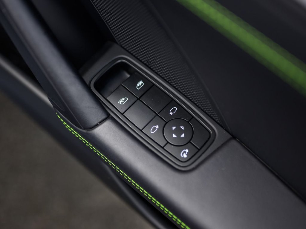 Used Porsche 911 2023 for sale - 76535878: Photo 31