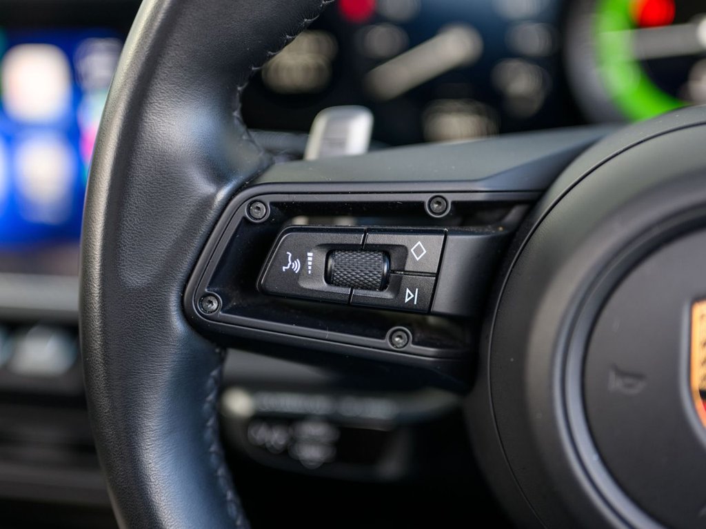 Used Porsche 911 2023 for sale - 76535878: Photo 45