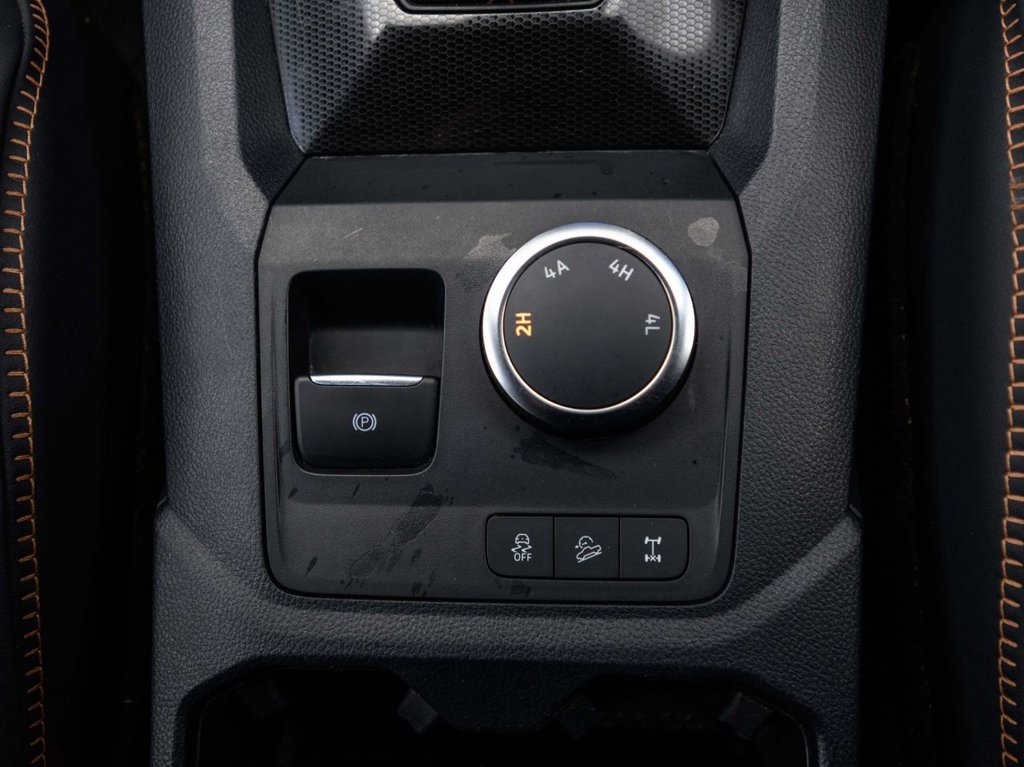 Used Volkswagen Amarok 2024 for sale - 76386612: Photo 26