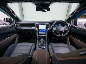 Used Volkswagen Amarok 2024 for sale - 76386612: Photo