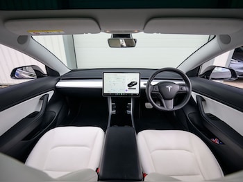 Used Tesla Model 3 2020 for sale - 79551158: Photo