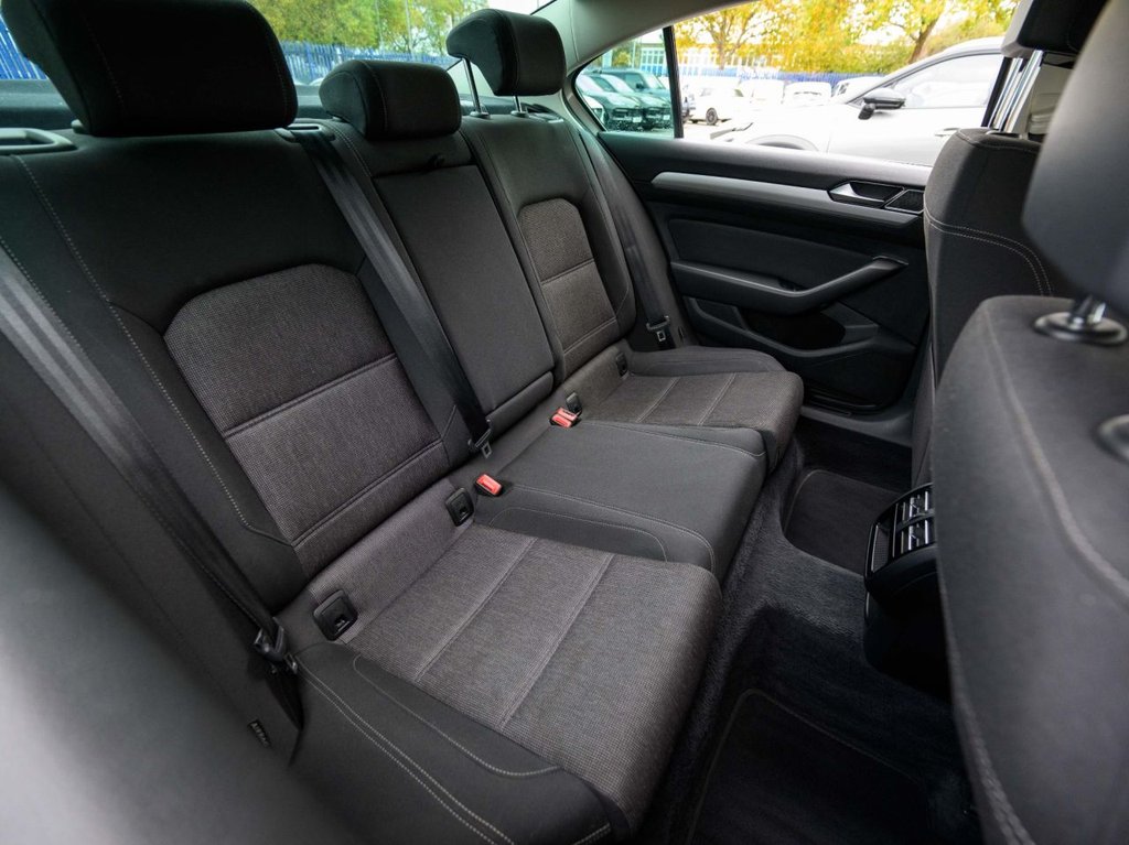 Used Volkswagen Passat 2017 for sale - 76386615: Photo 12