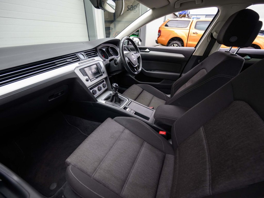 Used Volkswagen Passat 2017 for sale - 76386615: Photo 15