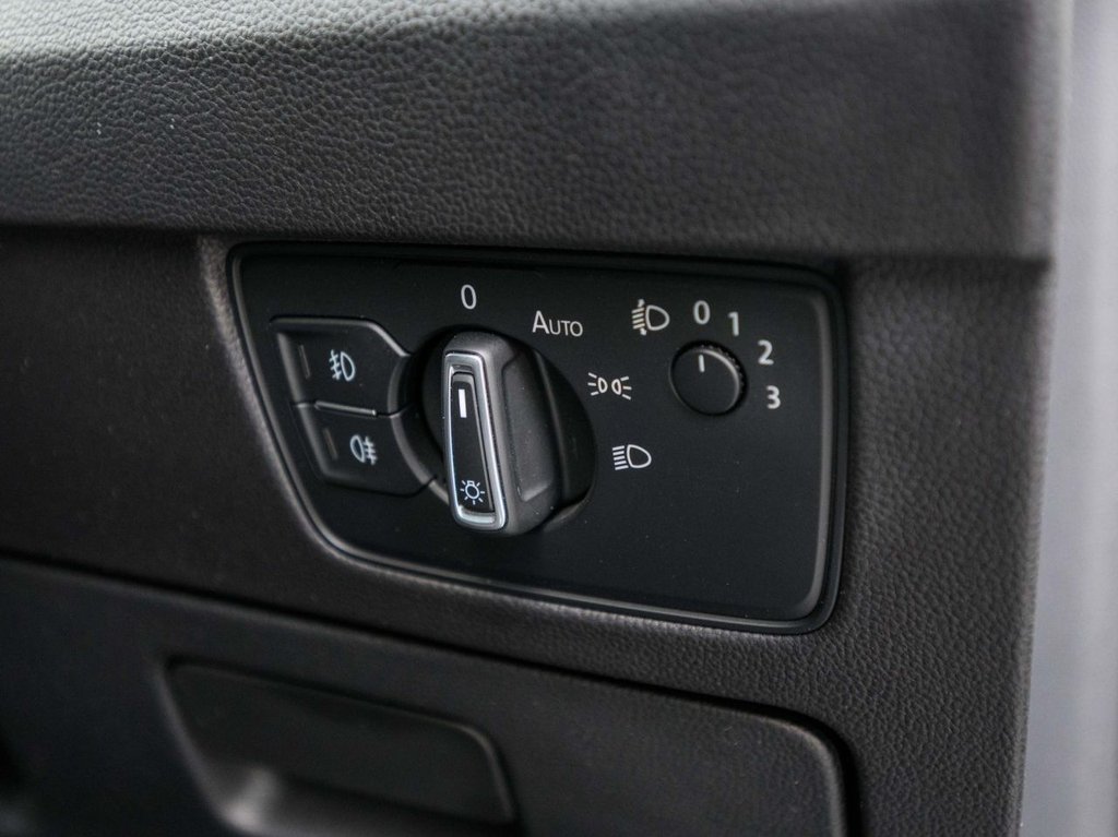 Used Volkswagen Passat 2017 for sale - 76386615: Photo 21