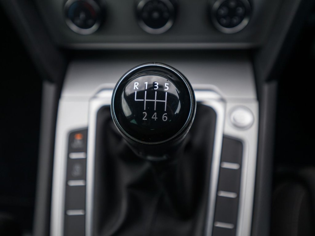 Used Volkswagen Passat 2017 for sale - 76386615: Photo 24