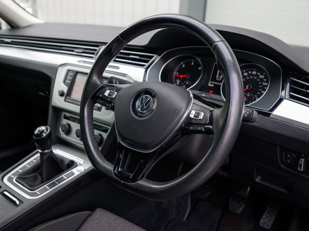 Used Volkswagen Passat 2017 for sale - 76386615: Photo 31