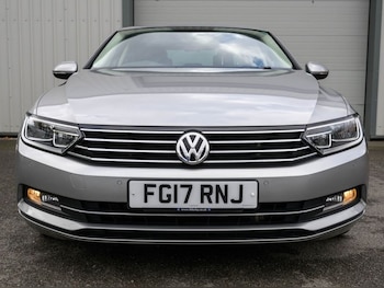 Used Volkswagen Passat 2017 for sale - 76386615: Photo